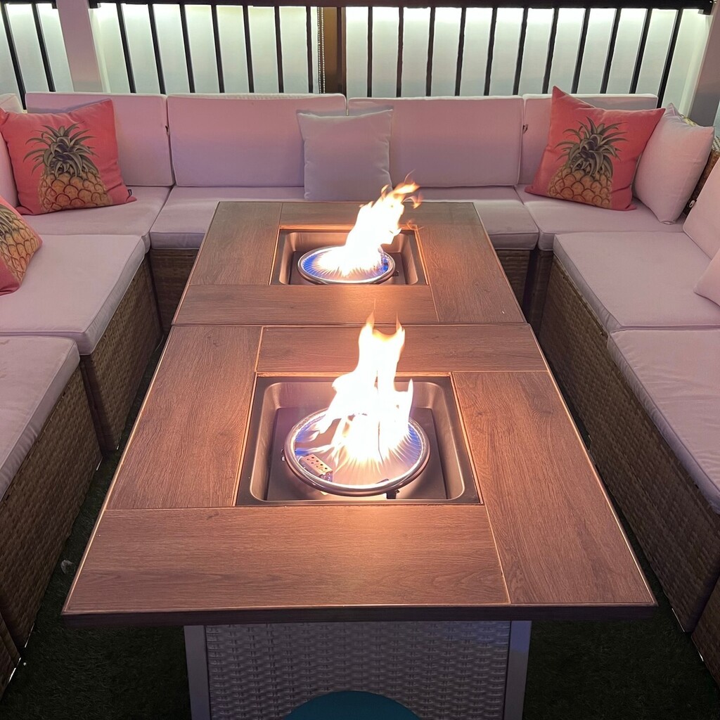 It’s getting hot in here, so keep on all your clothes, but get the flock in here! 🦩🌴Our brand new rooftop deck now has  wonderful heaters that help keep the party going even during this fall weather! Come help us break them in! 😉 

#ThrowSocialDC #Wa… instagr.am/p/CjvefTeOwyL/