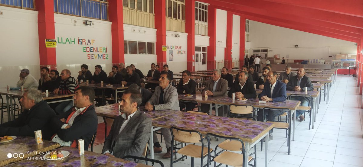 patnosybo's tweet photo. Okul Aile Birliği toplantımız Okul Müdürümüz Yusuf Olğun başkanlığında konferans salonumuzda gerçekleştirildi. Katılımın yoğun olduğu toplantıda okul sorunları görüşüldü. 
@yusufolgun02 @PatnosMEM @YakupTasdemir04 @agrimem @hasan_kokrek @patnos_004 https://t.co/Vo5vsYEnQc