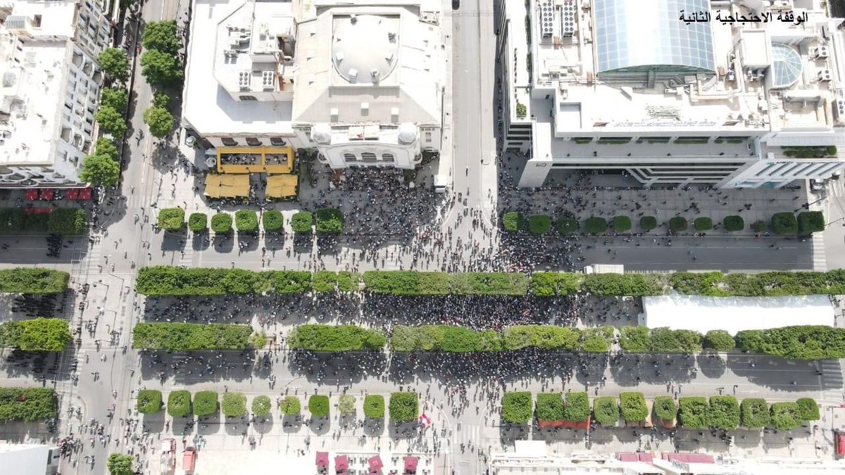 Zientus2's tweet photo. @franceinfo Des milliers ? La désinformation comme pour les gilets jaunes ? https://t.co/xBvCRhHLRM