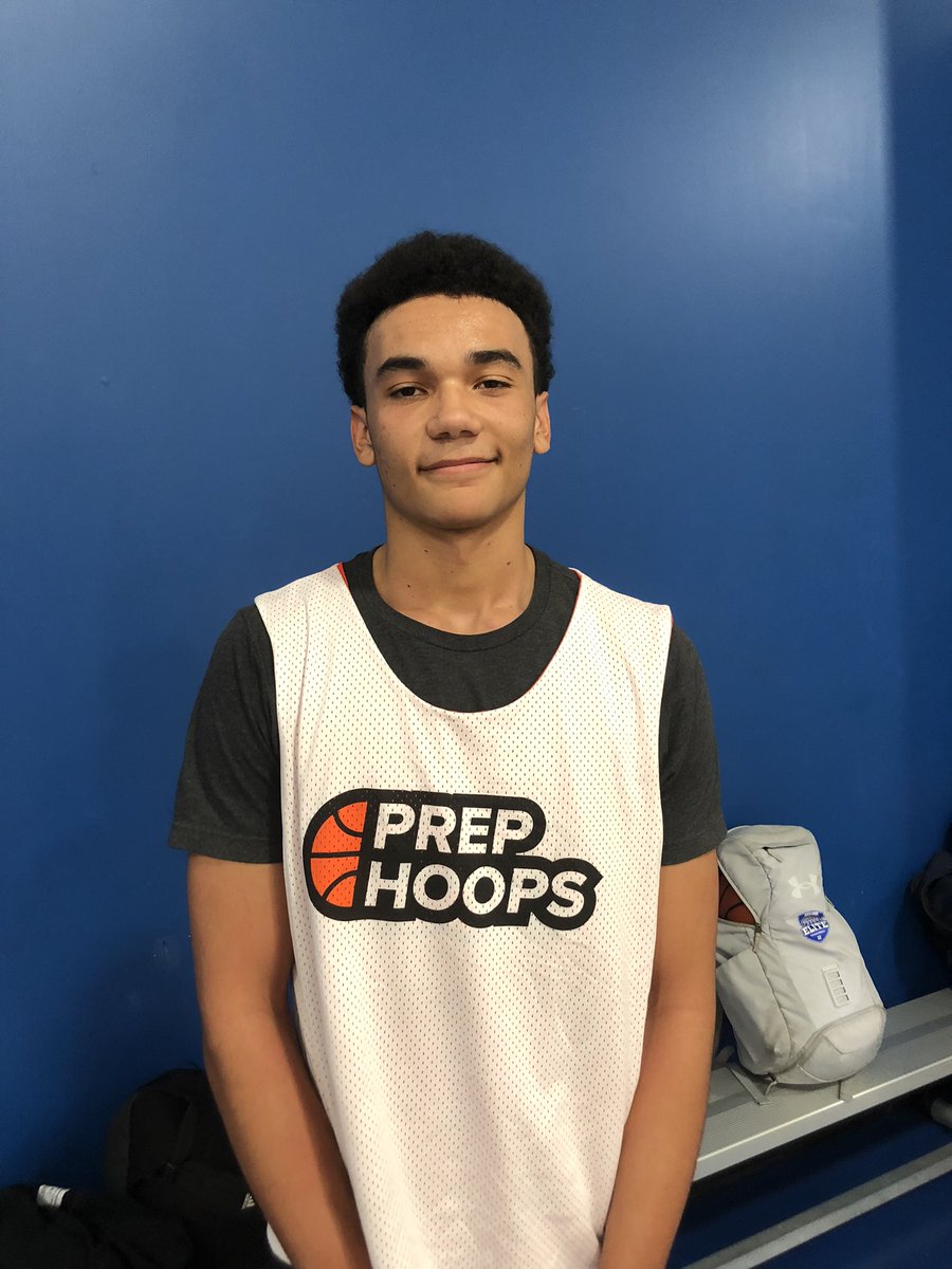 kansas_scout's tweet photo. Very active and athletic guard/forward Savailio Smith making a big impression at the @PrepHoopsKS Top 250 Expo! @PrepHoops https://t.co/LuPPlepoDZ