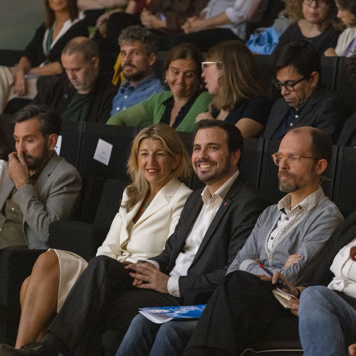 agarzon's tweet photo. Los menores están expuestos a anuncios de productos poco saludables que influyen en sus preferencias y pueden llevarles a tener una mala alimentación y, en consecuencia, una peor salud.

La autorregulación no ha funcionado: para protegerles, debemos regular la publicidad. https://t.co/3t2h0godpd
