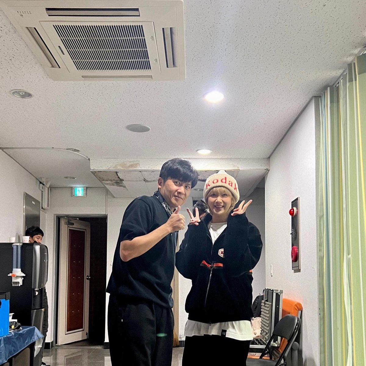 real_kimmi's tweet photo. #북한강문화나들이 #불타는오아시스 성황리 마무리!!!!!!!! 
-
#KiMMi #킴미 #배기성 선배님 #홍경민 선배님 #에메랄드캐슬 선배님들과 한무대… 꿈만 같았다ㅠㅠ https://t.co/vNOfRwEAG9