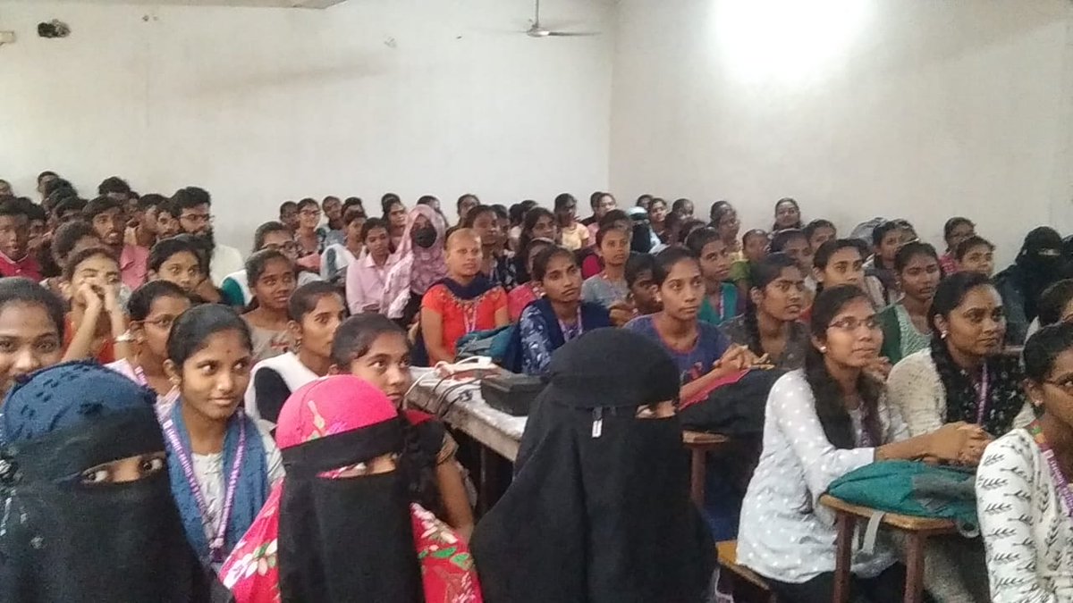 Mutyam_kumar's tweet photo. TASK awareness session at Prathiba Degree and PG College, Siddipet. Explained More on Placement at htts://task.telangana.gov.in https://t.co/umnP1ClaJd
