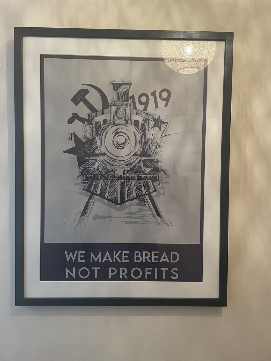 aobrien05's tweet photo. Love my latest @the061limerick print #LimerickSoviet #breadnotprofits https://t.co/myaV9PXrzg