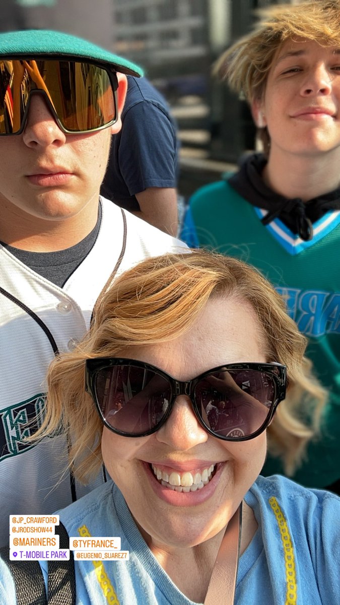 eaffairswa's tweet photo. Let’s Go!! Our 1st playoff game in person! #seausrise #whereiroot #TrueToTheBlue https://t.co/ivEVH1PtHS