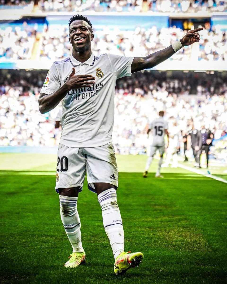 Real Madrid Fans 🤍 tweet media