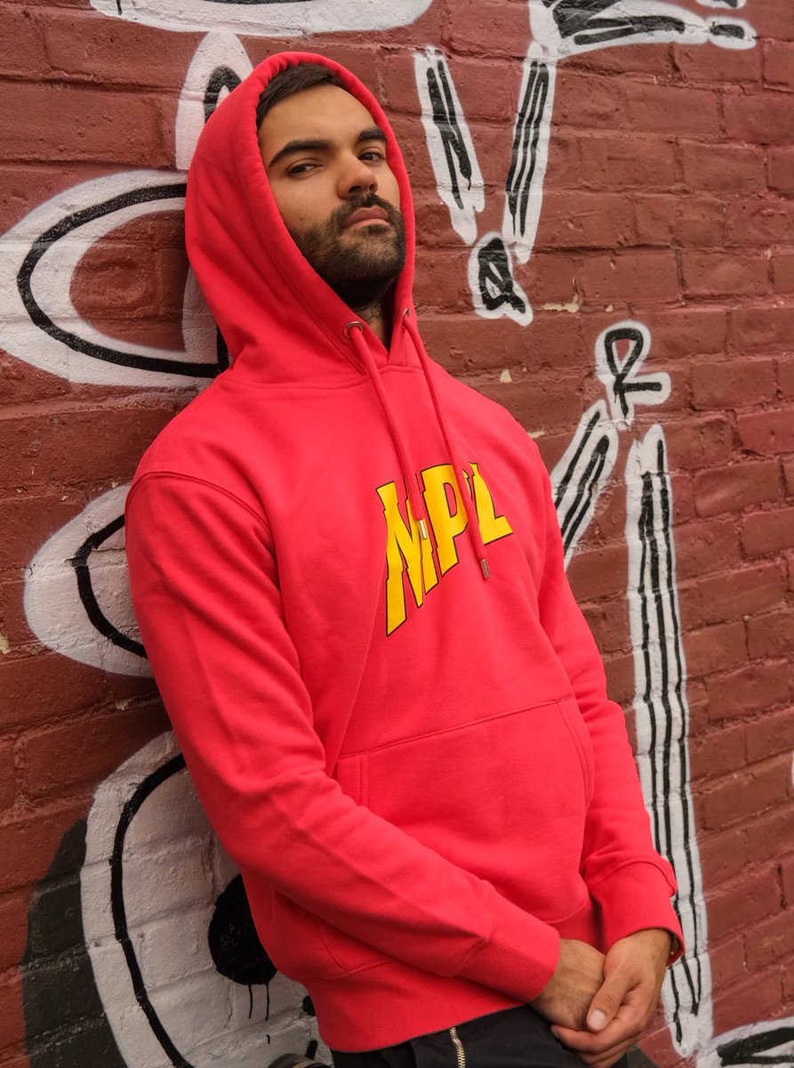 MoonFue1's tweet photo. I'm a sucker for merch - & the @MartianPLeague has just gone live with some belters
Holder-exclusive red hoody, tee, martian knitted beanies, screenprints, stickers+notepads AND an incredible looking piece of art for some Grime on vinyl
#OneOfEach
https://t.co/8XVhxr2Dh9
#MPL https://t.co/qScVWoVpLI