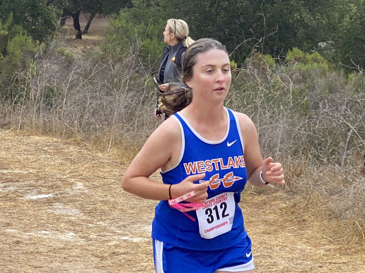 JV Girls are Team Champions at the Ventura County XC Championships, after going 1-4 in the race! <a href="/PrepCalTrack/">Rich Gonzalez</a> <a href="/vcspreps/">VCS Preps</a> <a href="/TheAcornSports/">Acorn Sports</a> <a href="/_WHSAthletics_/">Westlake Athletics</a> <a href="/WestlakeHS_CA/">Westlake HS</a>