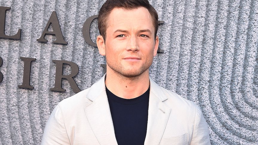 FakeShowbizNews's tweet photo. Taron Egerton reveals his preferred phrase when the barber shows him the back of his head after a haircut is “all good”, then when the mirror is moved to a second position he’ll usually follow up with “nice one!” https://t.co/5uZXpENi6n
