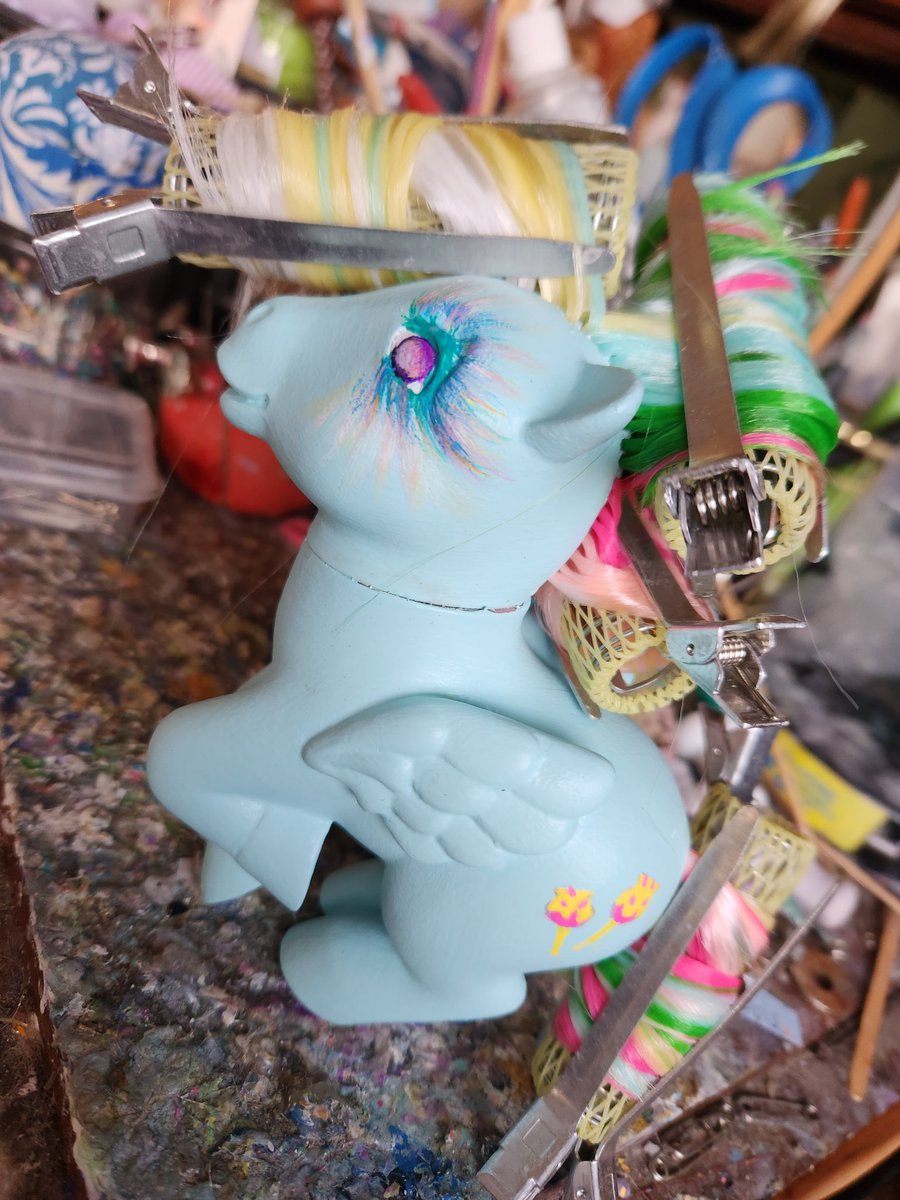 ManaCrafts's tweet photo. Pastel Sugar Apple getting her hair did!
#custompony #mlpcustom #custommlp #MLP #mlpart #mylittlepony #g1mlp #80smlp #vintagemlp #vintagetoys #vintage80s #mlpcollector #acrylicpaint https://t.co/ftPQcG91lN
