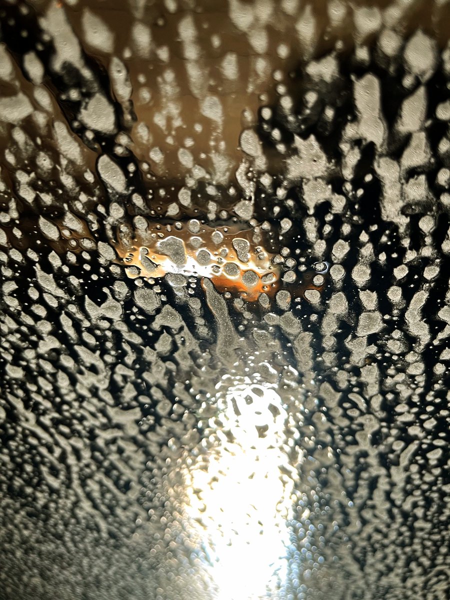 xoel_ja's tweet photo. Show me the Light
#light #lightphoto #lightphotography #red #photo #photooftheday #shadow #reflections #frontlight #sidelight https://t.co/yyXSuHA3pE
