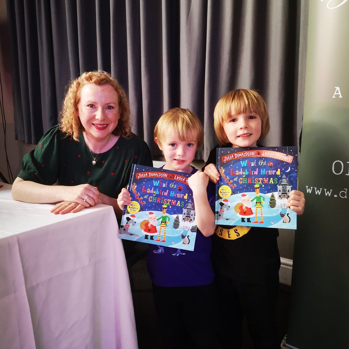 A lovely afternoon drawing and hearing a new story with @LydiaMonks. Thank you so much, our boys really enjoyed the afternoon and are already the new book 🐞