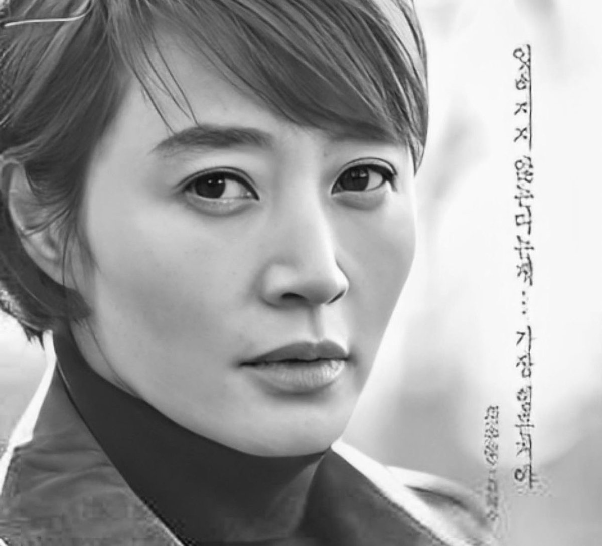 kim_hyesauce's tweet photo. Kim hye-soo serving us back to back to back to back blockbuster series!🤍 An ethereal queen indeed👸🥹 https://t.co/6QoTQF1Bpr