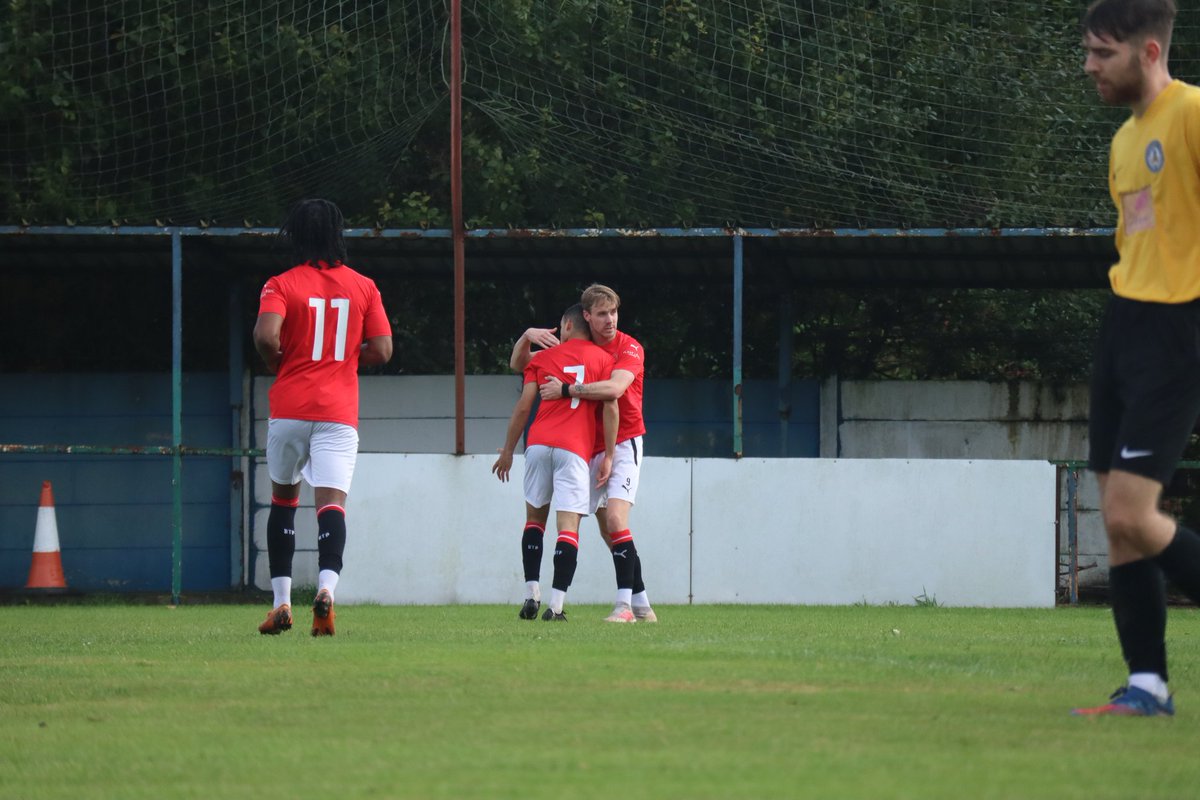 DevelopmentReed's tweet image. Games like that you have to just get stuck in and get the points. Great to be back getting 3 points in the @CheshireFL again roll onto next week  @SPaddockFC #upthepaddock