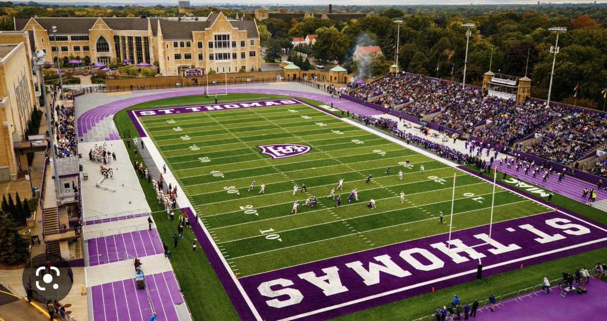AuVon5's tweet image. After a great talk I am truly blessed to say I have received my first division 1 offer from St Thomas 🤍🖤💜@UST_Football @kuchinski8 @Coach_Caruso #LL9 #AGTG
