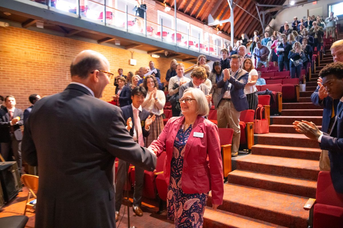 TPSHOS's tweet image. Honored to present Suzanne Najman with the 2022 Edward A. Arditti '51 Award for Faculty Excellence! 
Suzanne is a top-notch educator who exemplifies excellence in teaching — we appreciate her extraordinary dedication to Trinity-Pawling School. 
#tptraditions #rollpride #onward