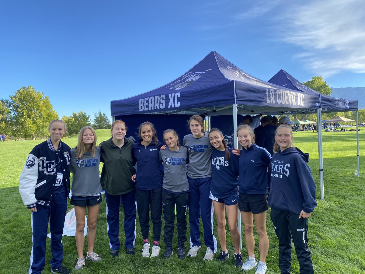 becktwo_d's tweet photo. @LCHS_GBUTZ @PrincipalLCHS @LCHS_Hubbell @LCHS_Keilbarth Go Bears! https://t.co/jj7XdXq7tF