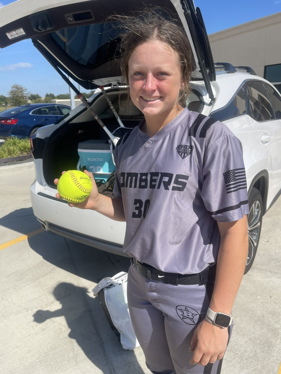 CaraPitman's tweet photo. Excited for our wins today!  Pitched a great game this morning with my defense behind me over the Corona Angels topped off with a 3-run Homerun!!  @JacobyBG16U @bombers_academy @dawson_eaglesSB https://t.co/BelxOXlFlq