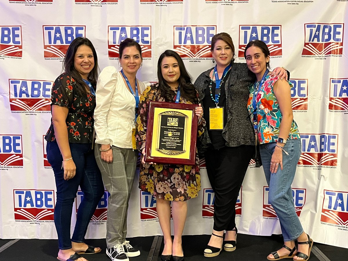 scholarpride's tweet photo. Way to go Michelle! We are so proud to work alongside you! You are a true inspiration, thank you for all you do for our Scholars! @McAllenISD @TA4BE @maestra_cavazos https://t.co/hadPFsz5pn