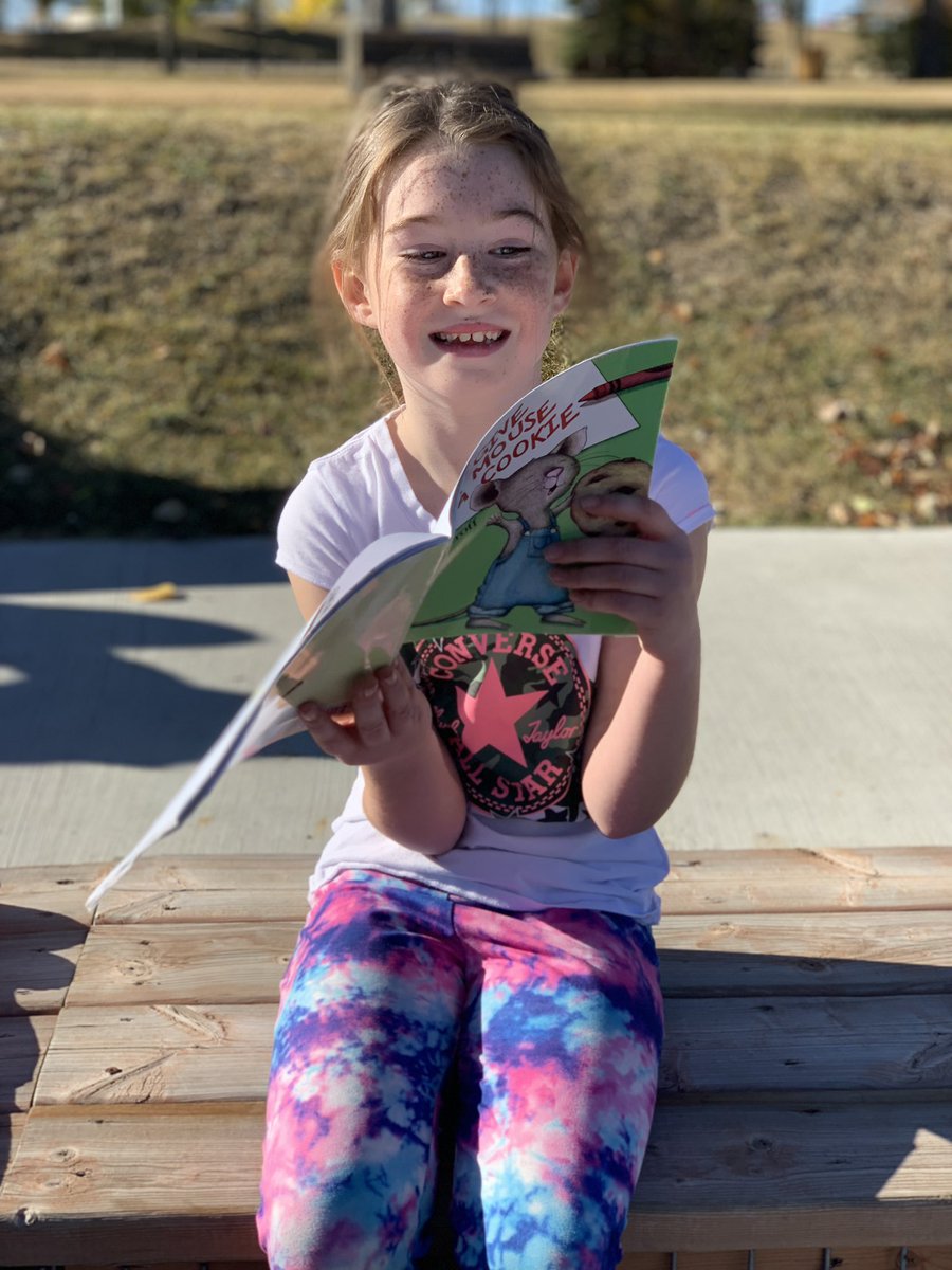 MrsChen_CCS's tweet photo. Walked to Nose Creek Park for a day of science, math and outdoor play https://t.co/NWXMGrmO09