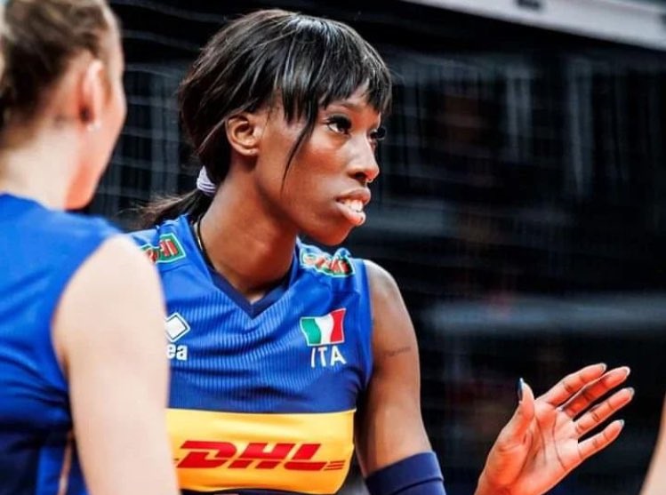 MelhordoVolei's tweet photo. MUNDIAL
Após bronze, Paola Egonu pode deixar a seleção italiana por conta de seguidos ataques racistas: https://t.co/EnNqr0oQ2S https://t.co/VWncc5U7q7