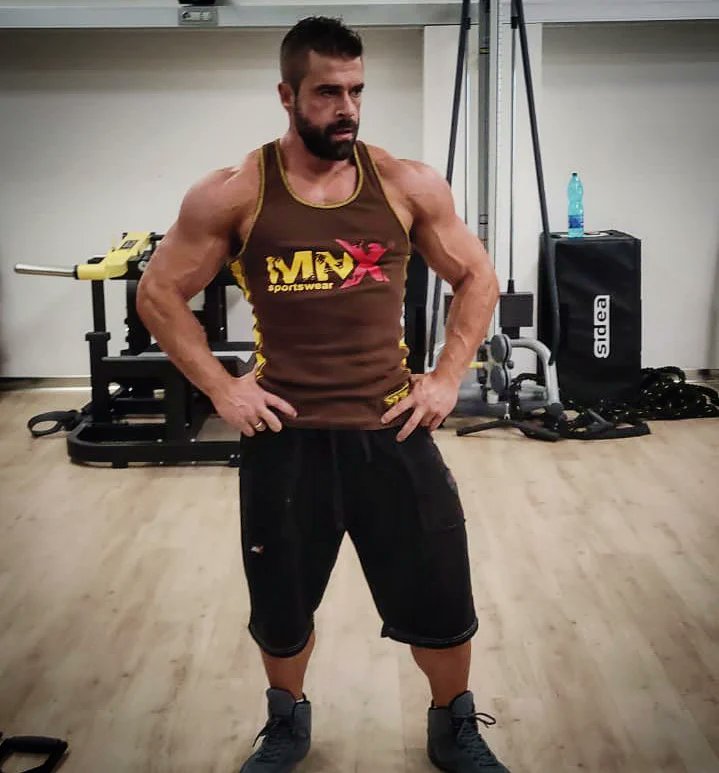 DavideRaga_PT's tweet photo. For my workout MNX sportswear, available at https://t.co/R6SuWjsRZF
Use code DRAGA15 and save 15%
#fashion #fitnessfashion #thanktop #gymwear #moda #abbigliamentosportivo #canotta #codicisconto #gymfashion #outfitinspiration https://t.co/mIYxQopsOj