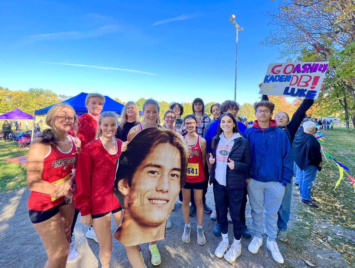 FearTheCavalier's tweet photo. We celebrated our
X-Country Seniors Luke Fister, Kaden Harvie and Ashley Greishaber today. And we also took home some hardware. Medals were won by:
Anna Tatko
Ashley Greishaber
Jaden Wong
Emily Faletti and
Kaden Harvie
What a Great day! https://t.co/X0lQrxsVuS