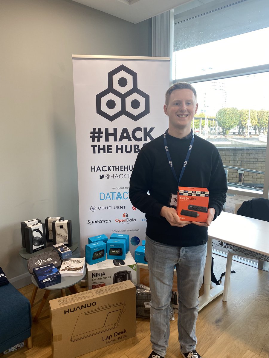 hackthehub's tweet photo. 10 hours in to our #Hackthehub22 Hackathon and what a great day we have all had so far!! A big thank you to @Datactics_ for hosting and all the other companies involved! #fintech #hackathon #belfasttech https://t.co/sRVVOBgIEd