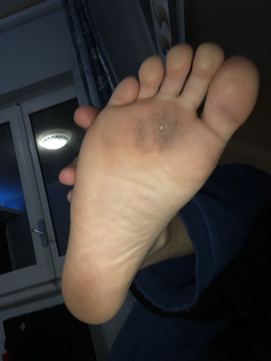 MasterS1mo's tweet photo. 🇮🇹Seguimi e Venerami😈🔥
🇬🇧Follow me and worship me😈🔥
#feet #moneyslave #cashmaster #paypig #alphafeet #FolloMe #cashcows #ATM #alphamales @BestFootMasters @RT4Kings @AlphaMaleWorld1 @MASTER_UPDATES @RtFindom15 @rt_slave_ma @masterisgodIT @AlphaMaleRT @FindomRT8 @officer_rt https://t.co/qcijTSWgHf