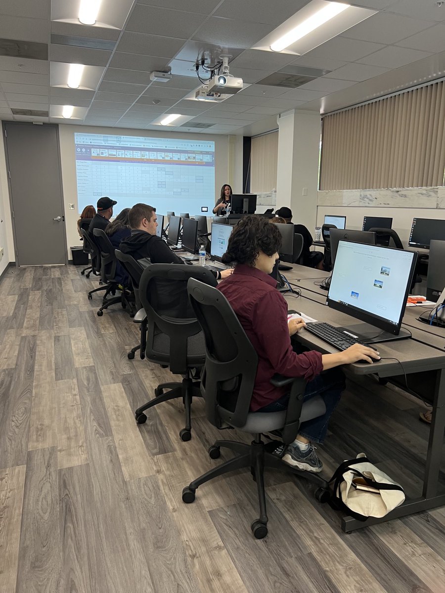 Creating a Desmos Lesson with Carrie at MATHCON #scoemathcon ⁦<a href="/RubalcavaMath/">Christina Rubalcava</a>⁩ ⁦<a href="/mavenofmath/">Jamie Garner</a>⁩ ⁦<a href="/FlippenMath/">Lacey Flippen</a>⁩