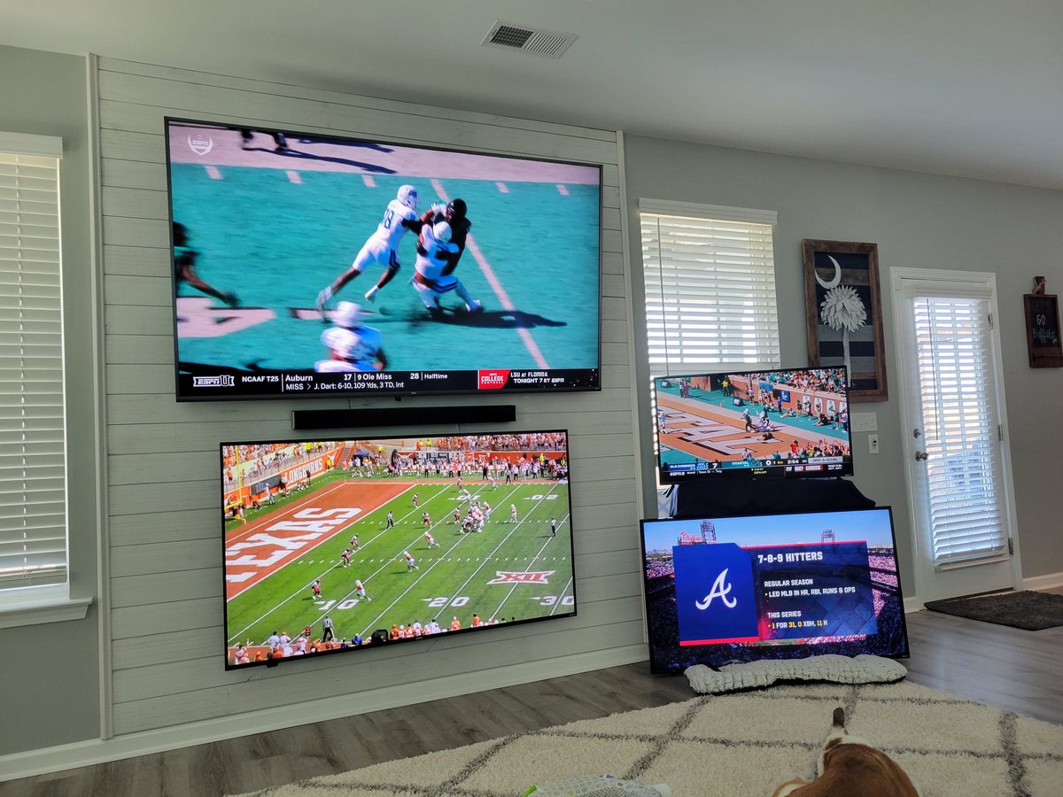 SteveFink_SID's tweet photo. Bye week vibes https://t.co/5dpNzap9nu