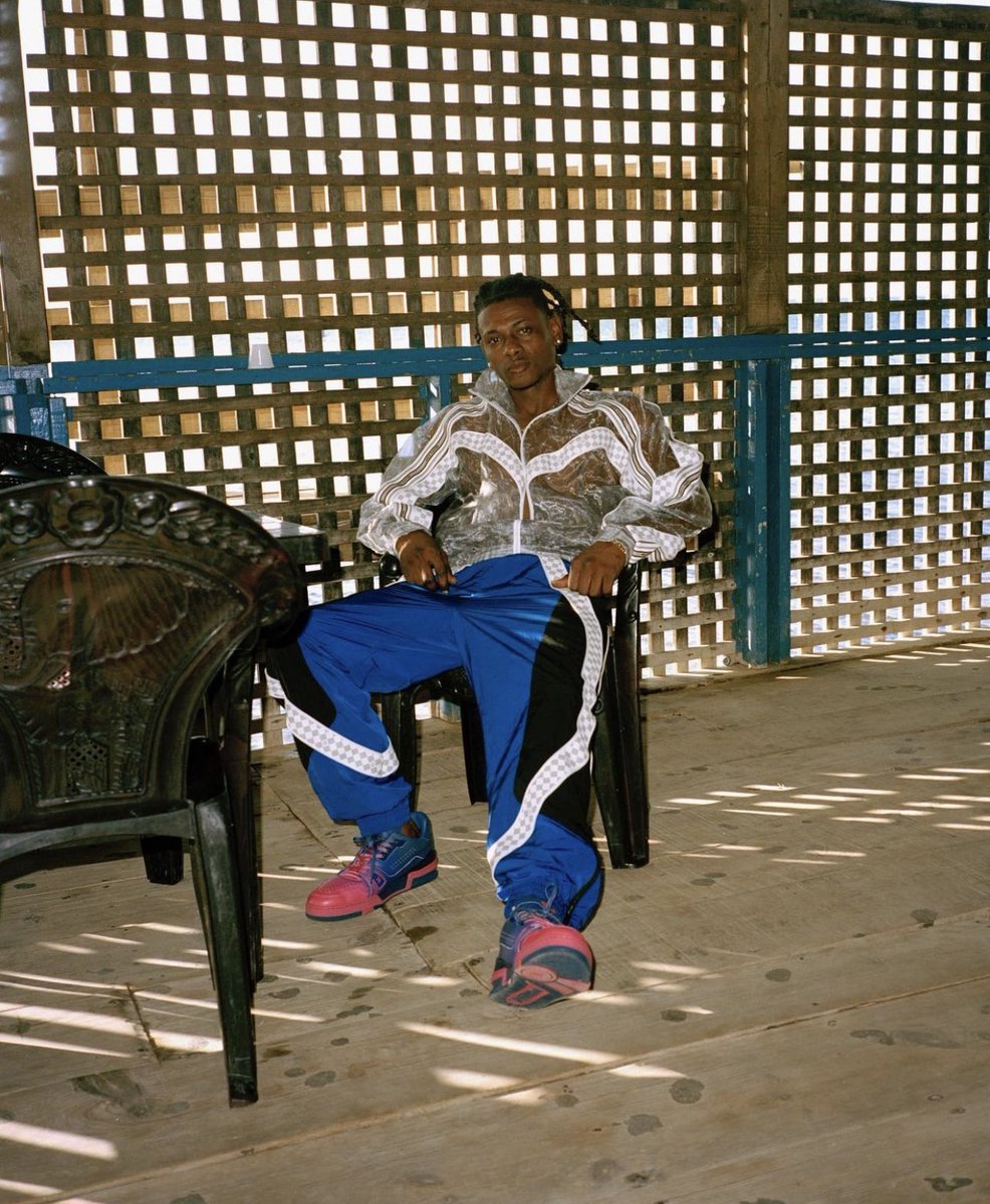 officiallysoka's tweet photo. You won’t understand how In love I am with this editorial with #garifunas in Honduras
styled by #robertojohnson . Shot by #evanbrowning for #10menmagazine . https://t.co/wdStT2po7E