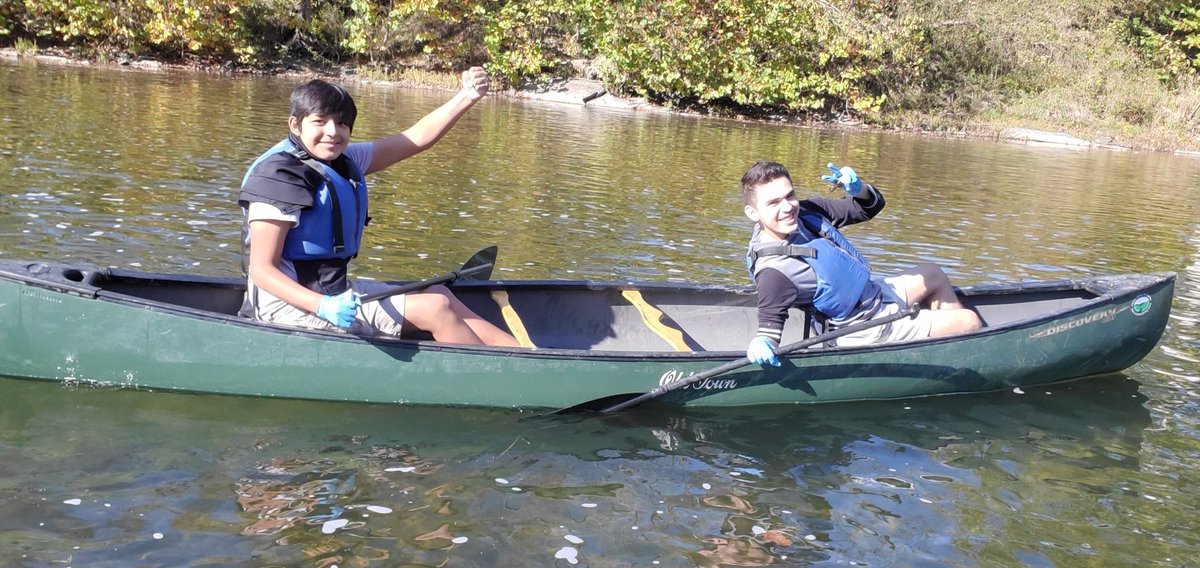 MsKogut's tweet photo. The best way to spend a Saturday morning is with @HandleyInteract on the Shenandoah River ππ± #streamcleanup #canoeing https://t.co/lRv46k20oe