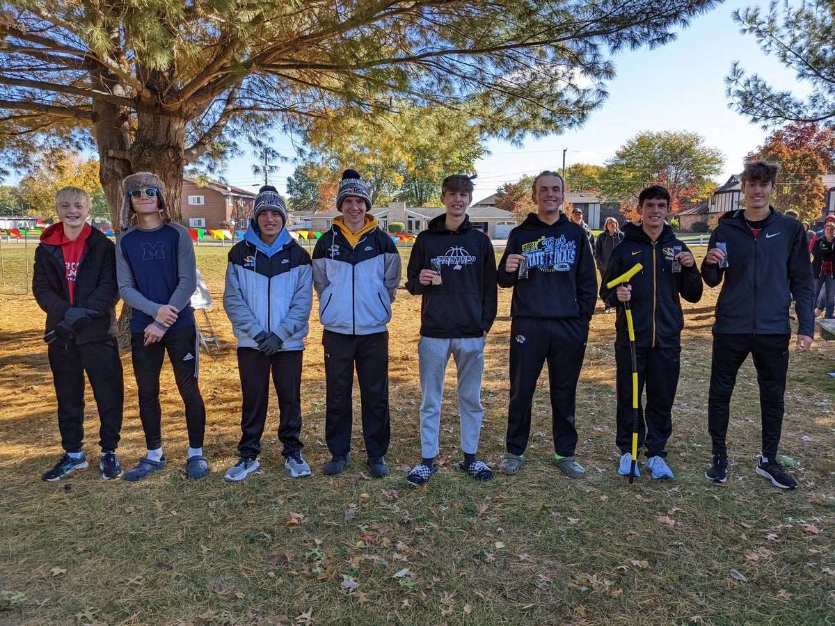 STHSXC's tweet photo. The Running Bulldogs hosted the IC8 conference meet today, and it was spectacular! Kody was conference champ and Ryan got 8th to also get all conference! We had 2 season PRs and 10 all time PRs. Khloe won the PR chain by dropping 4:05, and Ryan won the GRIT helmet again! https://t.co/kcuecVl6sZ