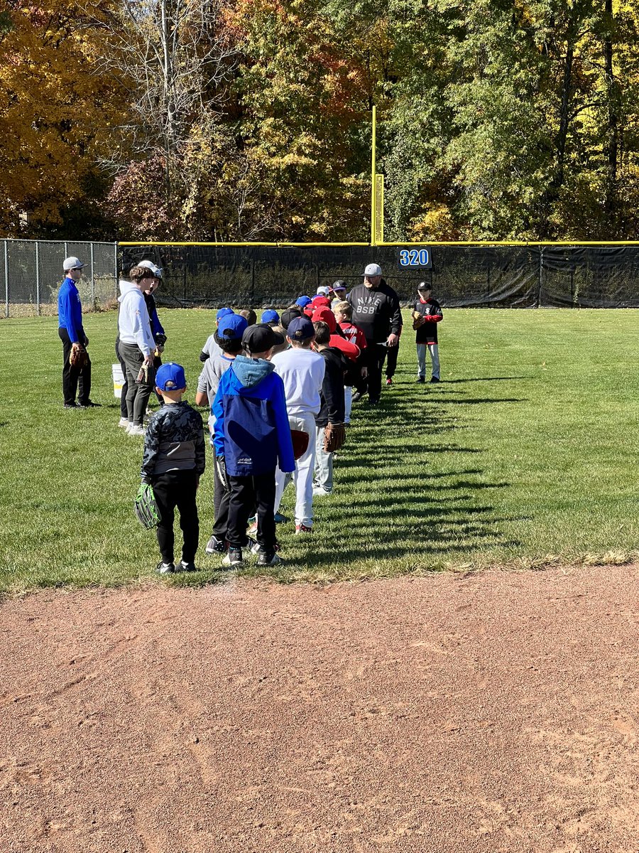 GLHSBaseballJVA's tweet photo. The Gahanna Lincoln Baseball team held their Fall Clinic today. 84 of Gahanna’s up and coming baseball stars joined the team on the field to sharpen their skills and have some fun on the beautiful day. Go Lions! See more pics and find out more at https://t.co/ZJyVl0eYeK https://t.co/d17aUPLLdd