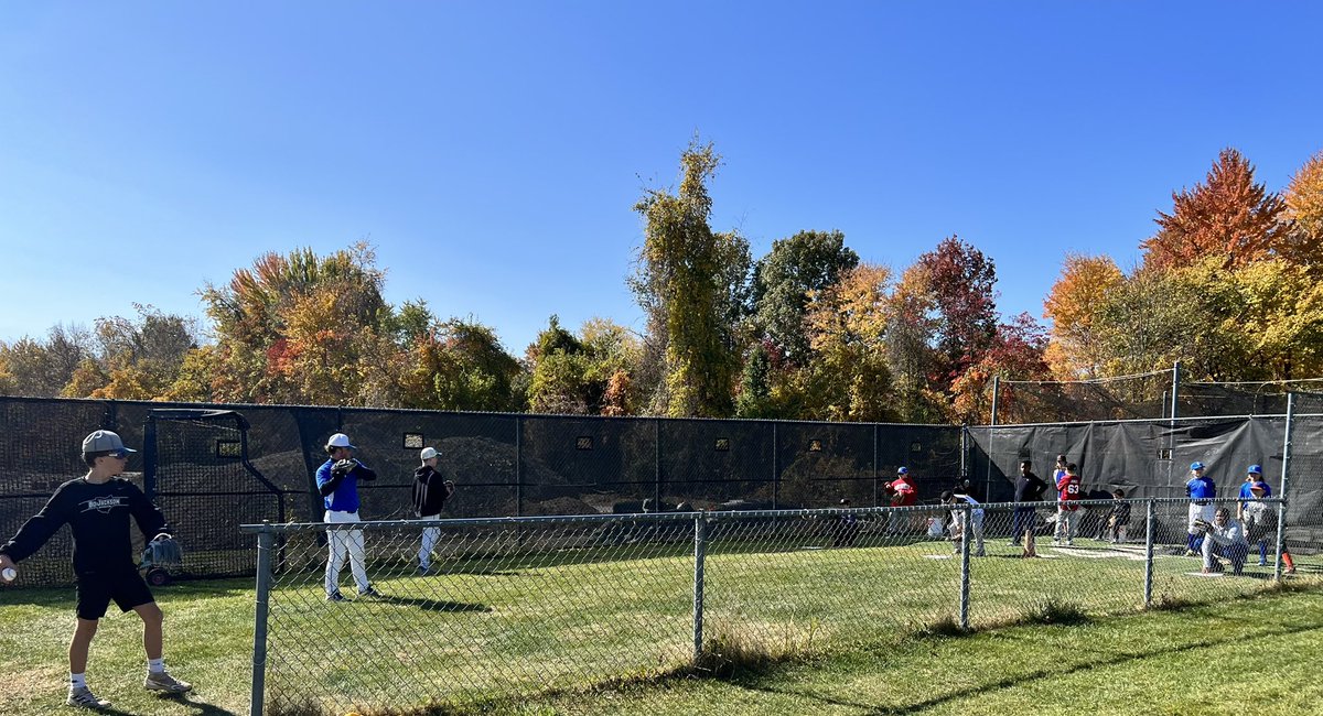 GLHSBaseballJVB's tweet photo. The Gahanna Lincoln Baseball team held their Fall Clinic today. 84 of Gahanna’s up and coming baseball stars joined the team on the field to sharpen their skills and have some fun on the beautiful day. Go Lions! See more pics and find out more at https://t.co/RfuSmA5KQ6 https://t.co/oAvK6RmMYo
