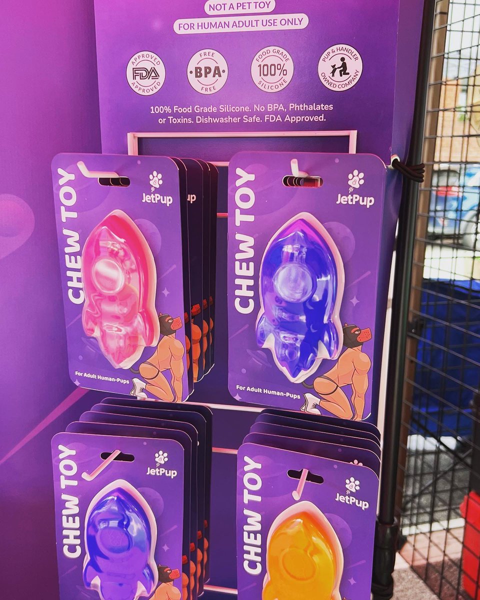 JetPup_Store's tweet photo. Come say woof at our booth at @bearrisonsf in San Fransisco today.
.
#jetpup #jetpuppride #pupplay #puppyplay #sanfrancisco https://t.co/5ldhIty9w0