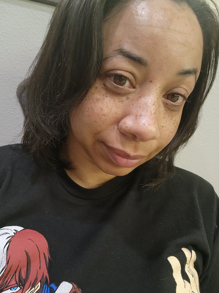 SotomayorLDBell's tweet photo. Spa Day Fun Day with #FlatBlueRaider #144 and Diamond 💎who did an excellent job giving me a facial💆🏾‍♀️ and trimming my ends 💇🏾‍♀️❤️ @HEBISDpeople @BCTEAcademy @BHS https://t.co/u4Q9Qr2aIr