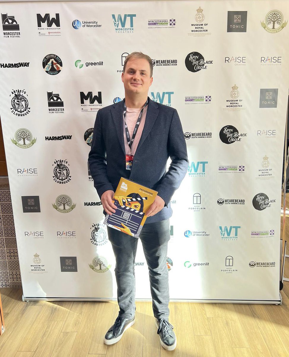 Fab day out at <a href="/FilmWorcester/">Worcester Film Festival</a> and thanks for a great reception for #Howtocopewitholiverpope ! Lovely to meet everyone!