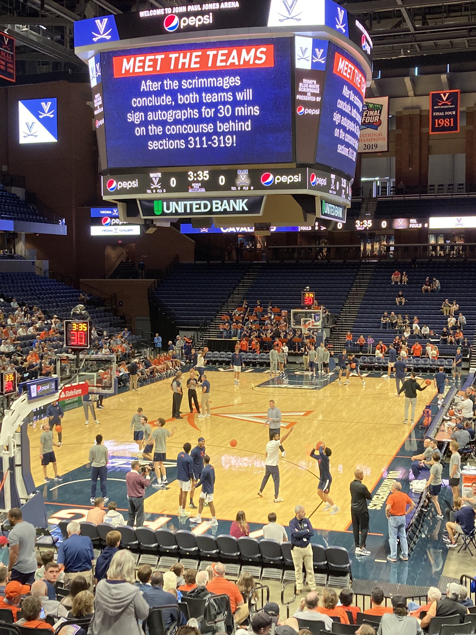 Mike Barber on Twitter "UVA basketball BlueWhite scrimmage at JPJ