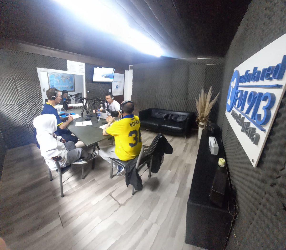 Sábados de radio en La Red Mar del Plata. Somos...La.Mitad + 1...