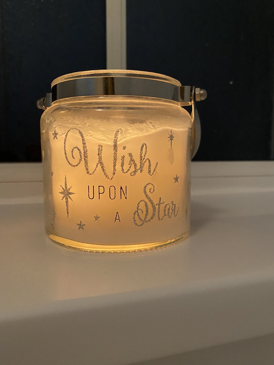 Candle lit for all our babies. This week has been full of mixed emotions for me  and is always a tough week but the #WaveOfLight makes me reflect and gives chance to remember all the babies gone far too soon #BabyLossAwarenessWeek #Waveoflight2022 #YouAreNotAlone