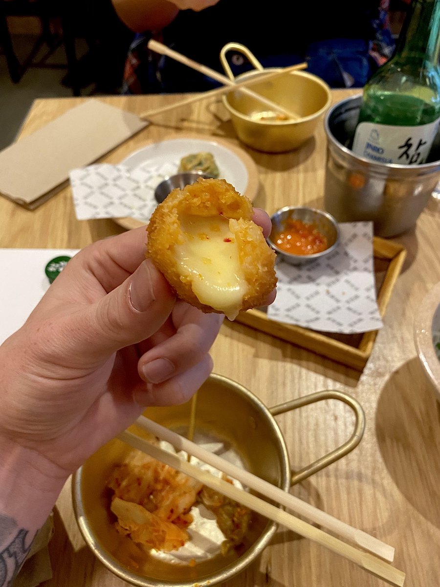 Louis Leeson | لوي ليسن tweet media