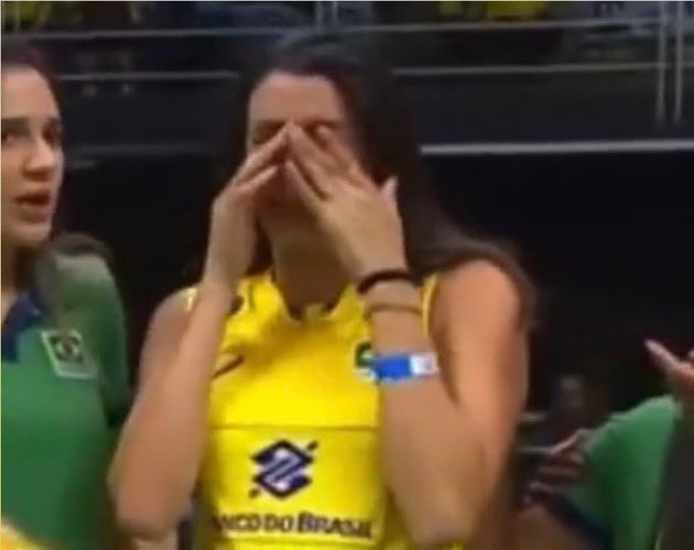 QGdoVolei's tweet photo. Sérvia fechou o primeiro set
#VoleiNoSportTV 
#VoleiNaGlobo https://t.co/9sCMrdmaxb
