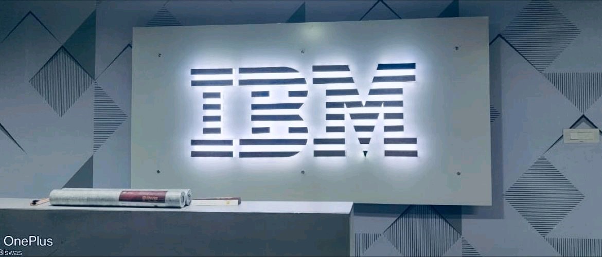 DIPTIRA23648749's tweet photo. #Odisha say hello to IBM ! https://t.co/6yrCaLRzRp