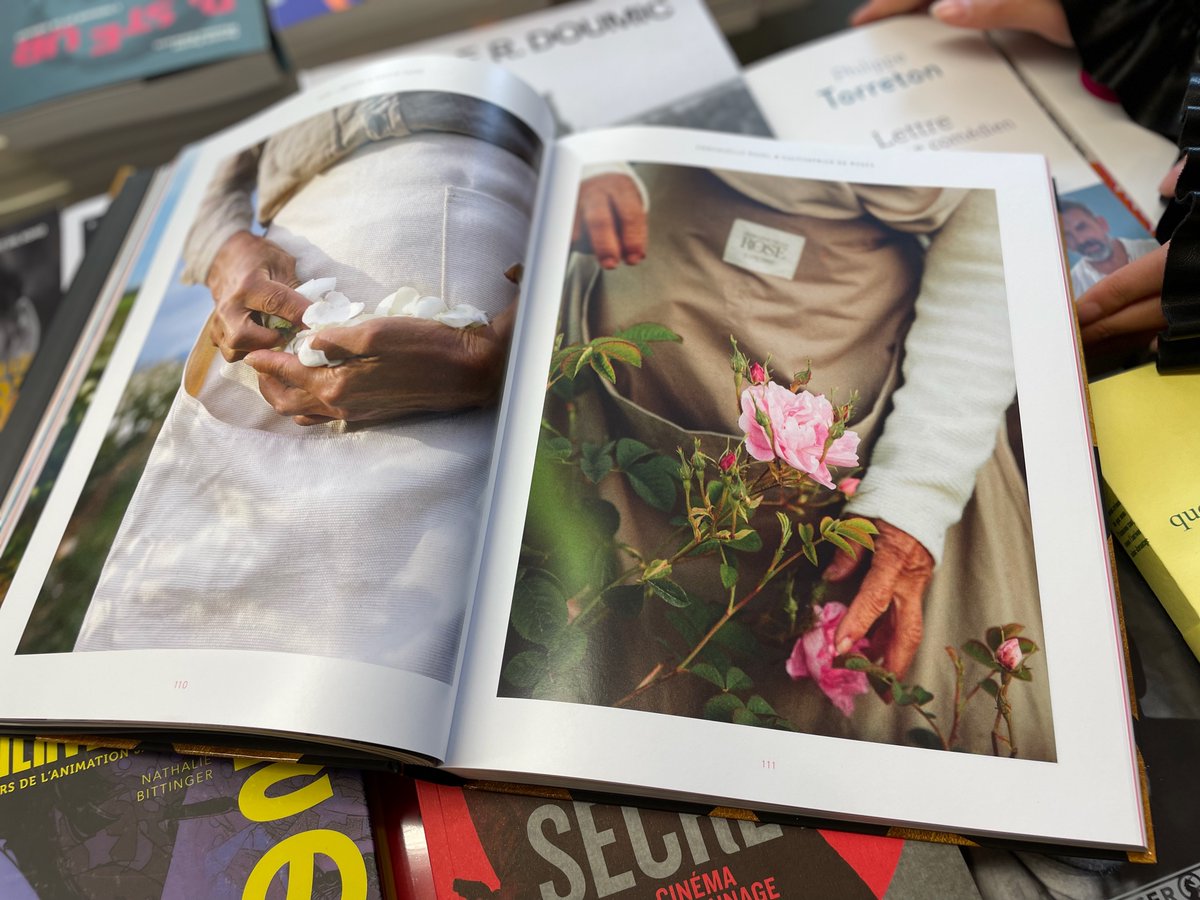 cin_frenchtouch's tweet photo. Avec  @DamienPaccellieri dans les librairies parisiennes @laurentkoffel  #Chantelivre  #ledivan #luxe #livre #lecture #metiers #savoirfairefrancais https://t.co/Ggj07YRUJL