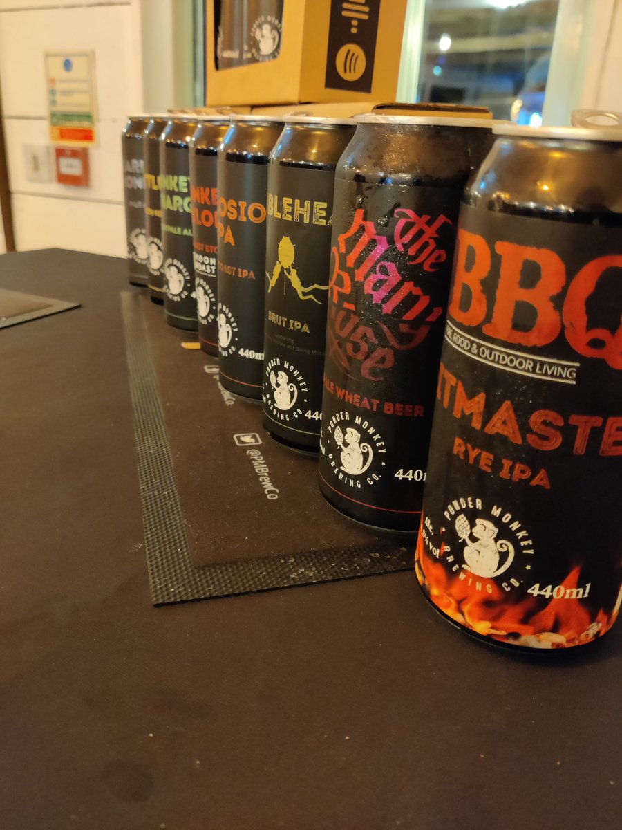 6 tasters, the last taster being a 'Dealers Choice' 🤣 from @MaryRoseMuseum @thebbqmag or Bubbleheads. 🐒🍺