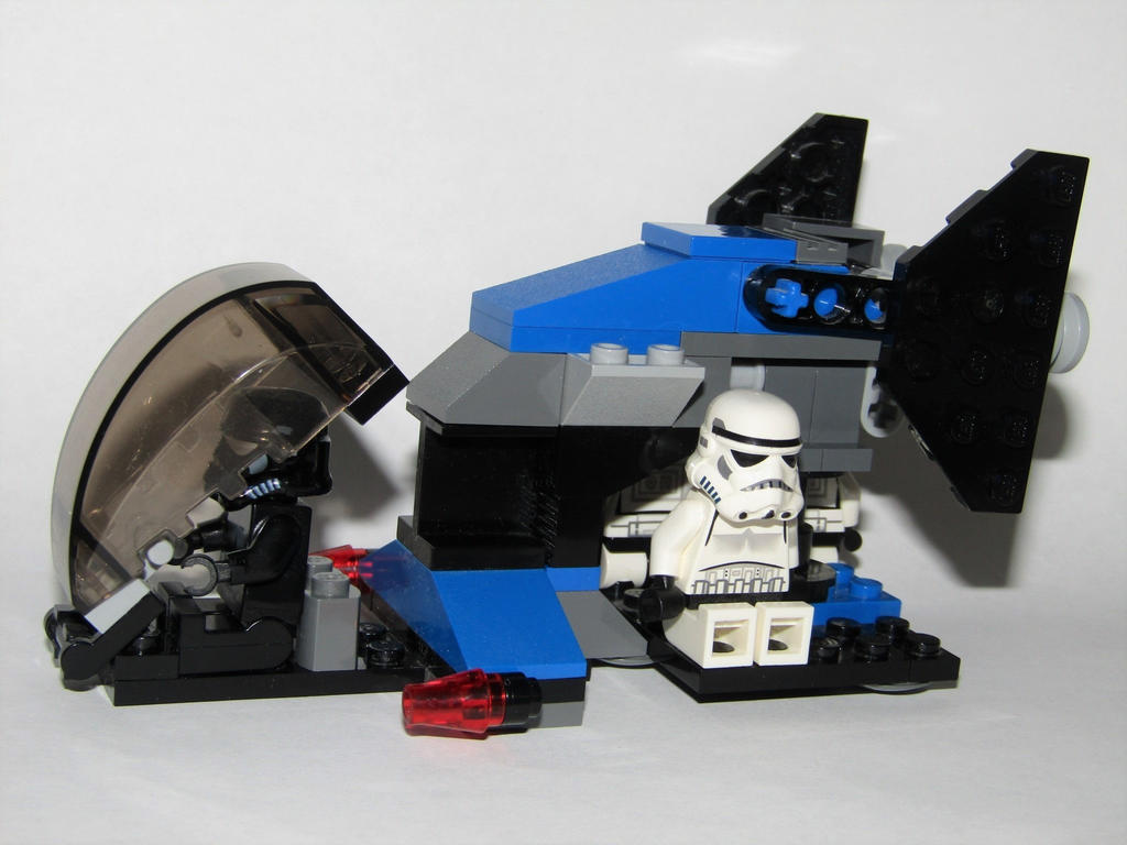 LEGOposting's tweet photo. Set #7667 | Imperial Dropship (Lego Star Wars) https://t.co/Y54Yr33tg4