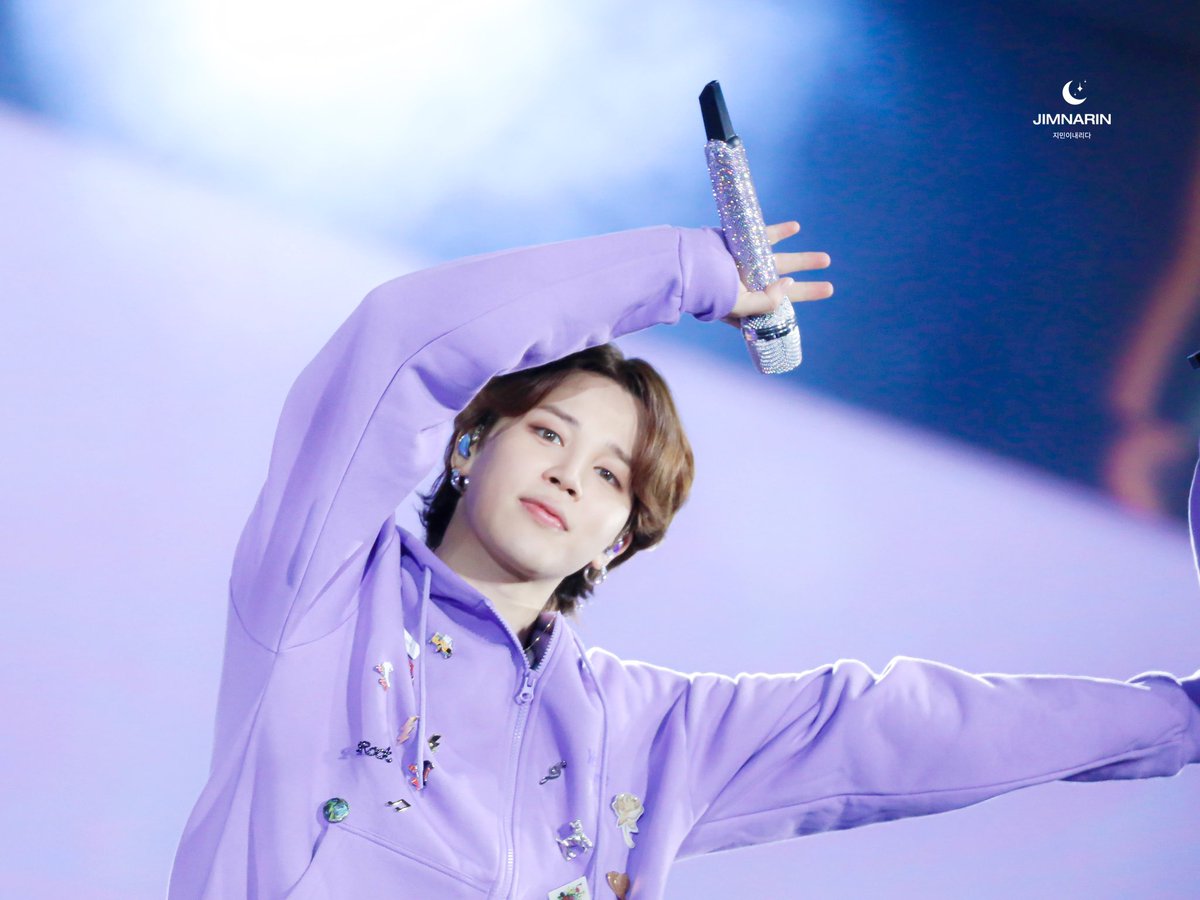 JIMNARIN's tweet photo. [HD] 221015 
Yet To Come in Busan

보고 또 봐도 보고싶은 💜🫶🏻

#지민 #JIMIN #BTS @BTS_twt https://t.co/BRS9Y9MVAp