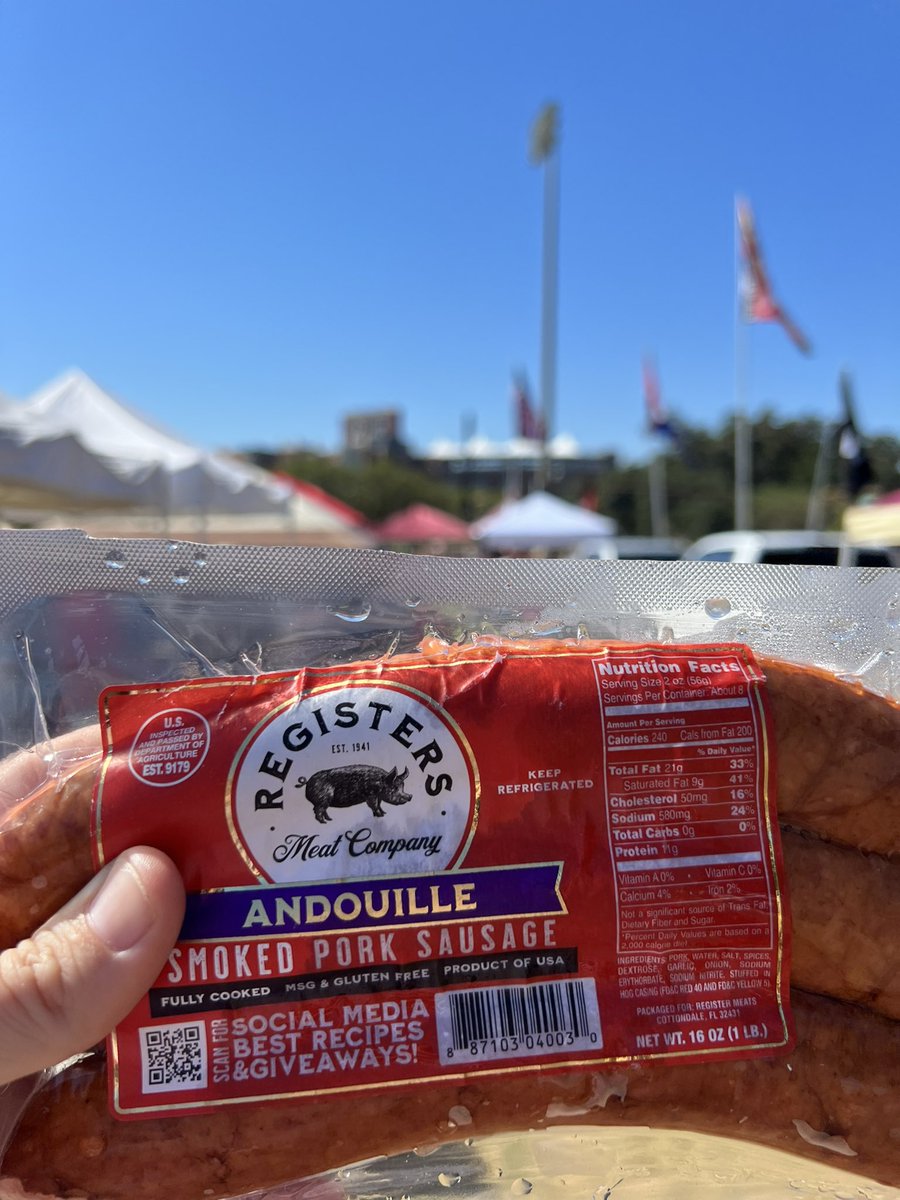 wnmeloon's tweet photo. @JCameronShow @IraSchoffel @Corey_Clark @RegistersSausag yay sausage. Go Noles! https://t.co/HZOtxpq9yM